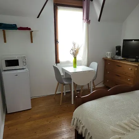 Revedelac Chambre Privee